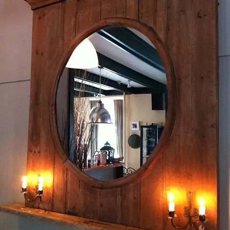 De Aanleg אורחן 3*