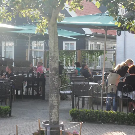 Inn Herberg De Aanleg 3*
